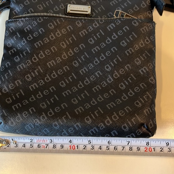 Madden GIRL❤️ Crossbody bag - Picture 8 of 11